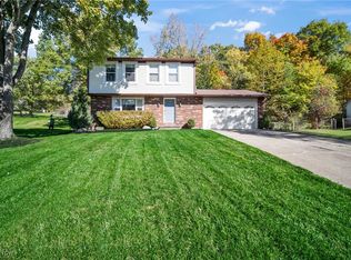 14251 Hillside Dr, North Royalton, OH 44133