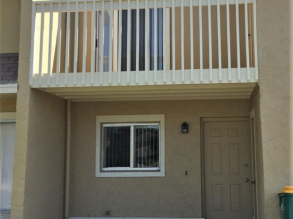 1st image of 157 Ivy Ln APT B