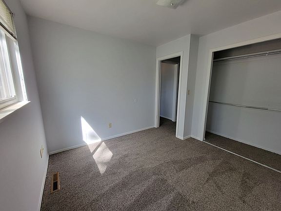 3rd image of 4075 Harbor Pl