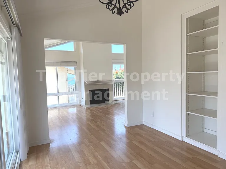 125 Acacia Ave — Photo 12