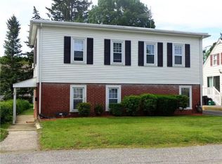 60 Anoka Ave, Barrington, RI 02806