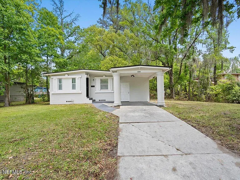 6601 Cleveland Rd — Photo 2