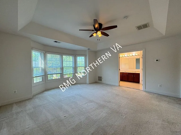 3091 McKinnon Way — Photo 17