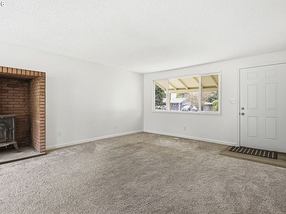 5th image of 2613 NE 96th Ave