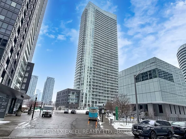75 Queens Wharf Rd #1606, Toronto, ON M5V 0J8