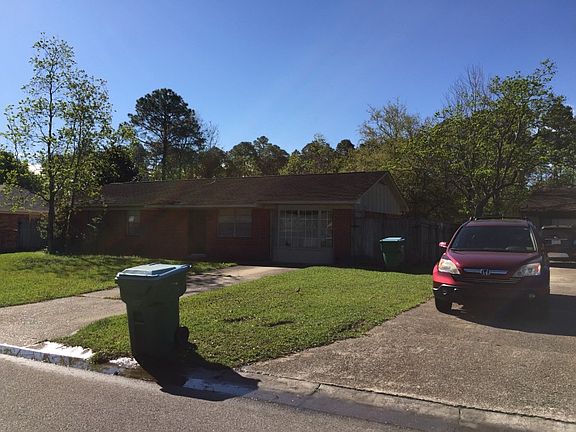 2nd image of 155 Brentwood Blvd