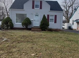 19208 Ridgewood Ave, Warrensville Heights, OH