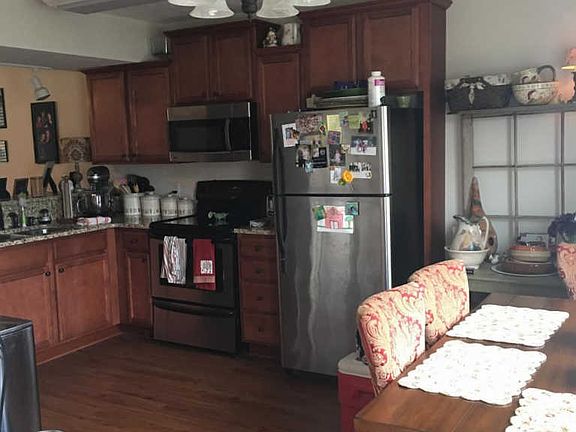 5th image of 164 Old Tavern Cir