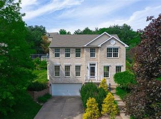 8017 Saddlewood Dr, Bridgeville, PA 15017