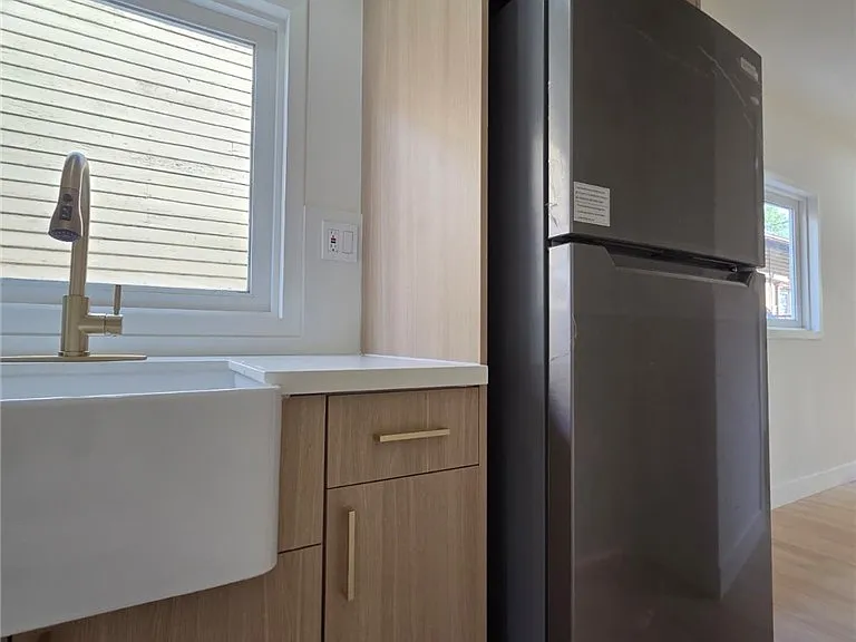 227 N Avenue 60 — Photo 10