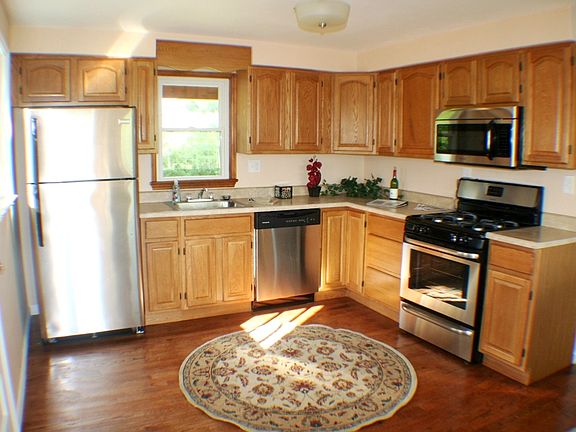 2nd image of 6299 Whitewood St