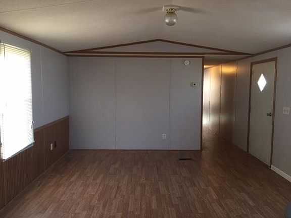 4th image of 4262 Jennifer Ln