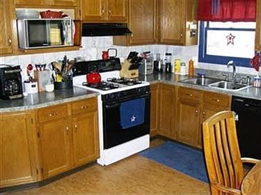 4th image of 4413 Norma Dr