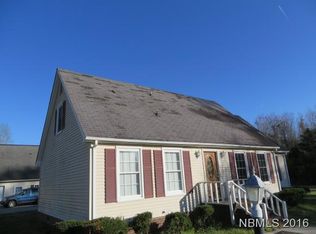 965 Territorial Rd, New Bern, NC 28560