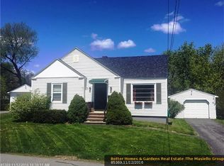 207 Lincoln St, Bangor, ME 04401