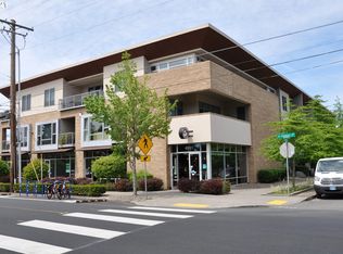 3525 NE 50th Ave UNIT 211, Portland, OR 97213