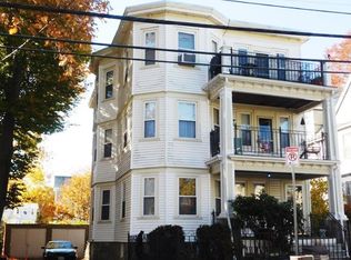 30 Hewlett St #3, Roslindale, MA 02131