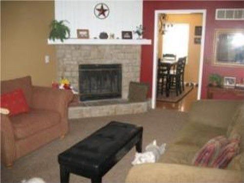 3rd image of 15144 Newton St