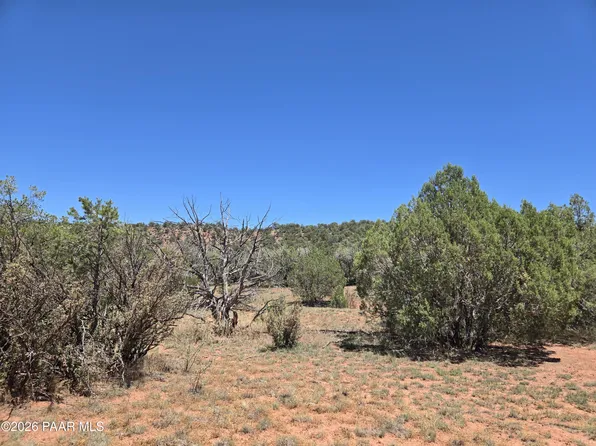 236 W Kings Ranch Rd, Ash Fork, AZ 86320