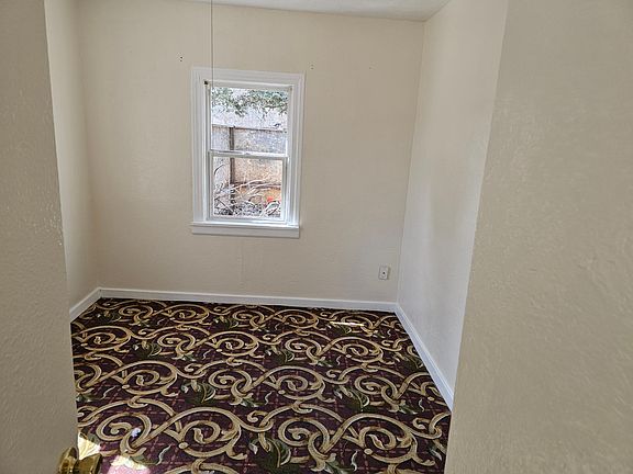 4th image of 3411 W Ohio Ave