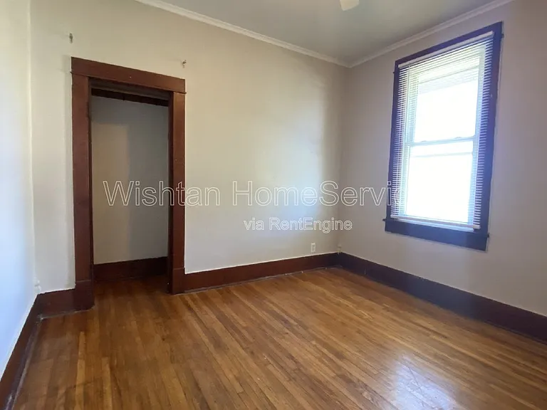 522 W Murray St — Photo 8