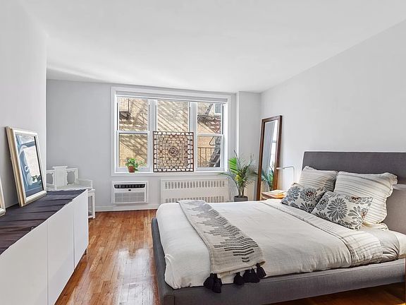 5th image of 54 Orange St APT 4G
