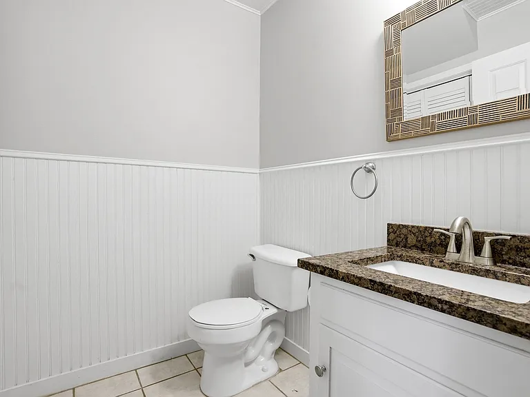 1118 Old Roswell Rd — Photo 13