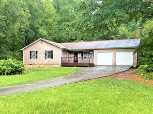 275 Hollyberry Dr, Dallas, GA 30157
