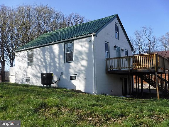 4th image of 756 Wiltshire Rd