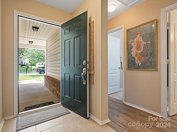 3rd image of 12428 Lanier Islands Cir