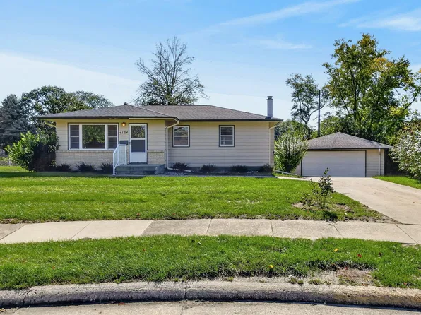 4124 Tucson Ct, Ames, IA 50014