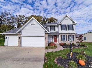 10976 148th St, Davenport, IA
