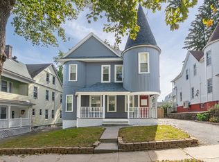 11 Isabella St, Worcester, MA 01603