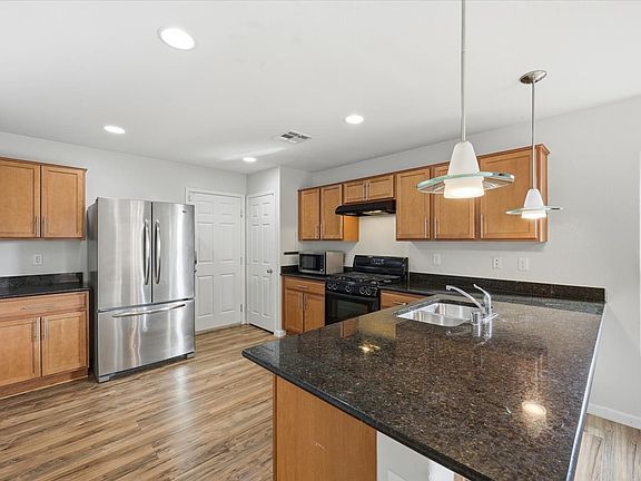 4th image of 8605 Bella Jewel Ave
