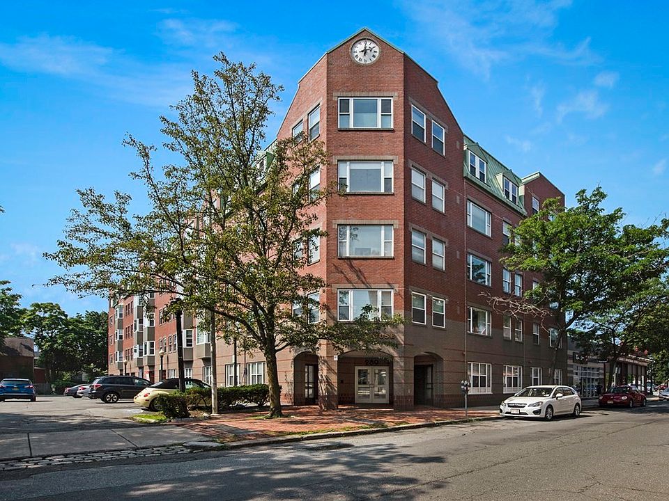 1st image of 289 Essex St APT 501