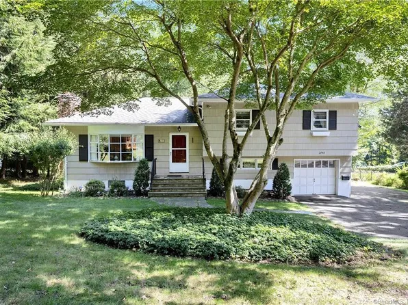 2745 High Ridge Road, Stamford, CT 06903