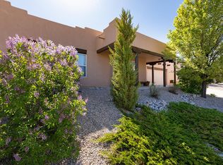 4517 Mesa Del Oro Loop, Santa Fe, NM 87507
