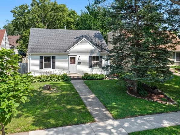 3145 Louisiana Ave S, Saint Louis Park, MN 55426