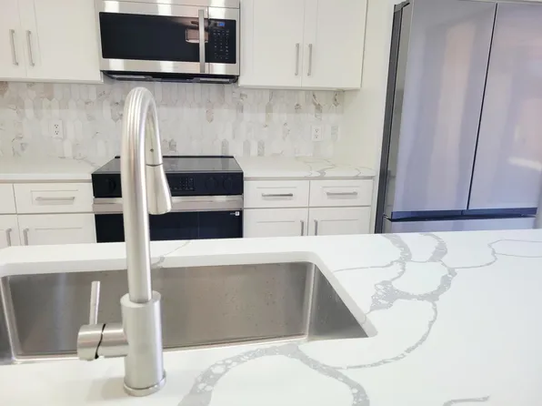 201 2nd Way, West Palm Beach, FL 33407