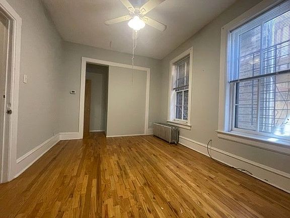 4th image of 1807 W North Ave #1R