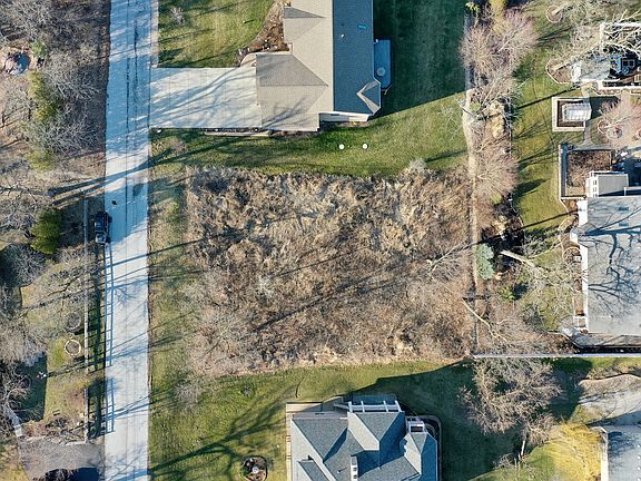2nd image of 15541 116th Ave