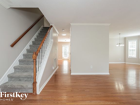4th image of 6605 Woodmont Ct