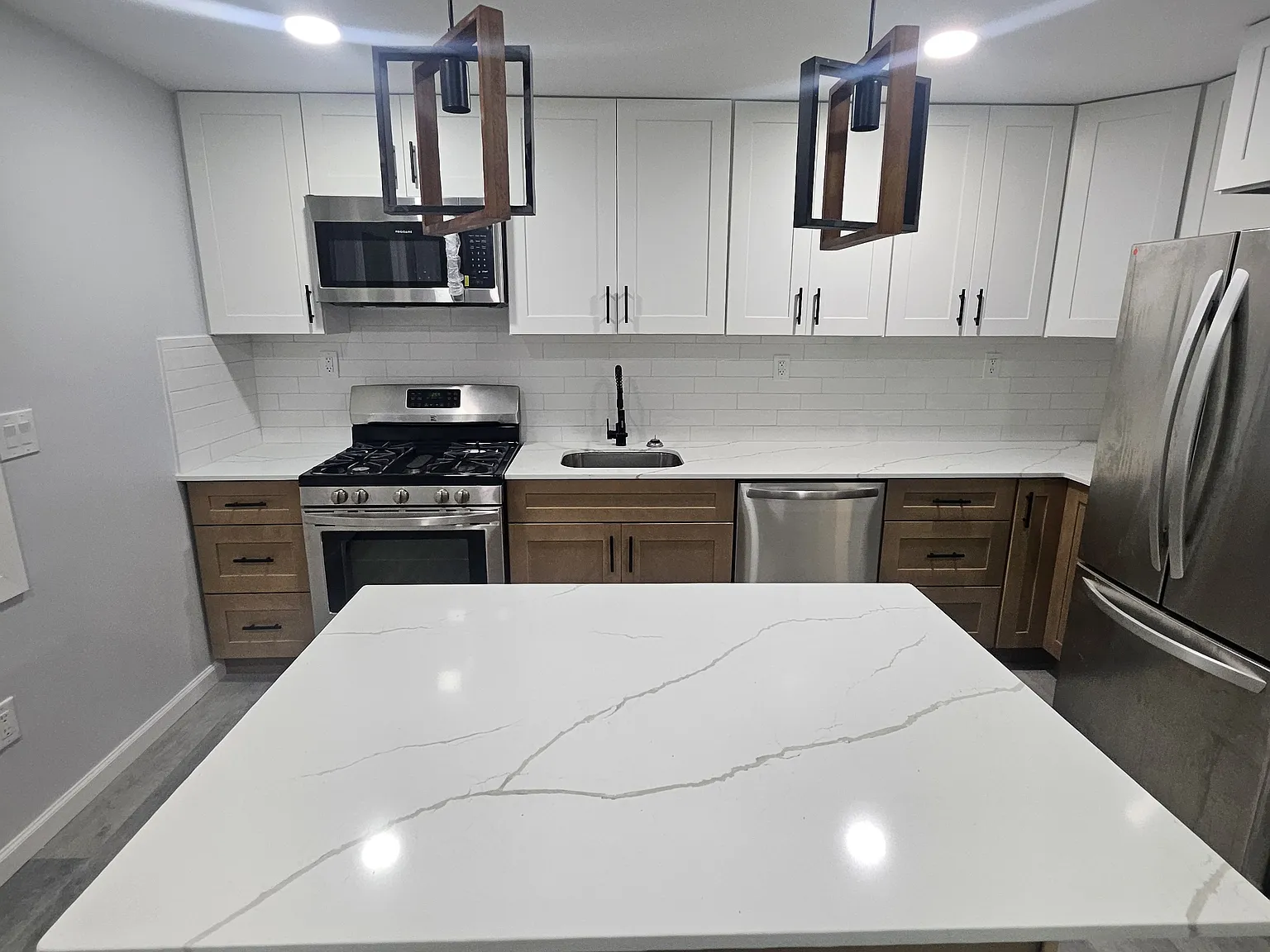 3 bed, 1550 sqft, $2,100 — Photo 2