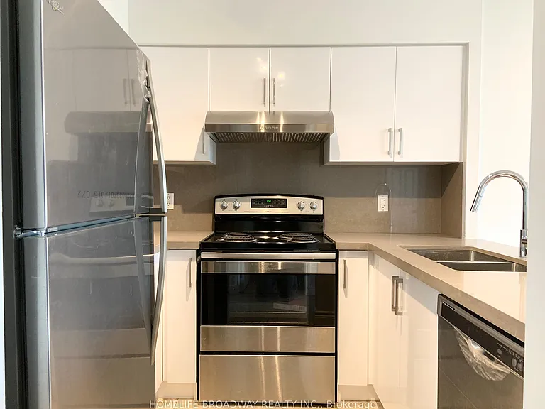 33 Empress Ave #1602 — Photo 4