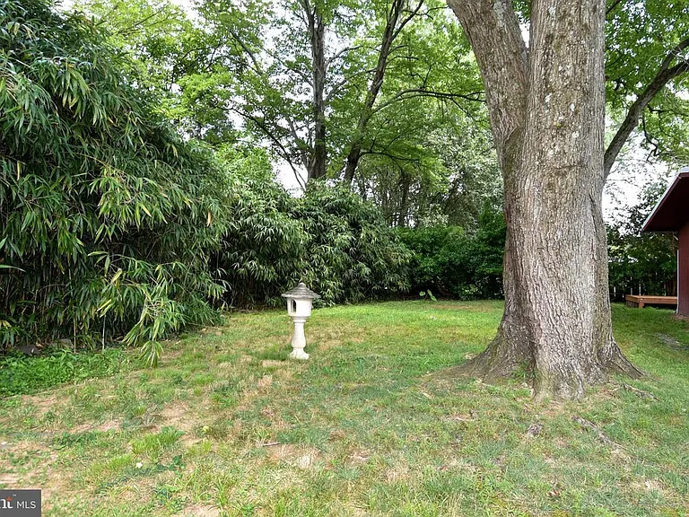 3415 Gallows Rd — Photo 26