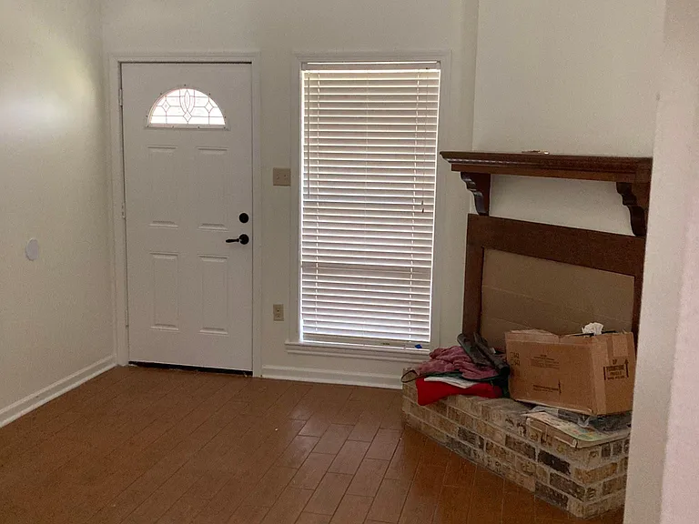 1217 Sharlo Ave — Photo 8