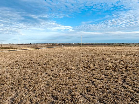 4th image of 18701 Carlson Rd