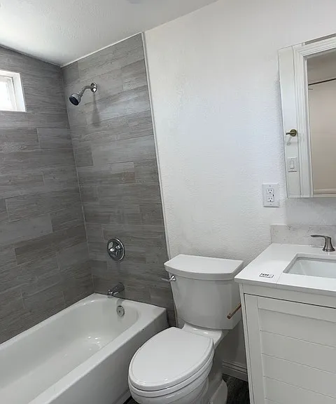 633 W Avenue H8 — Photo 15