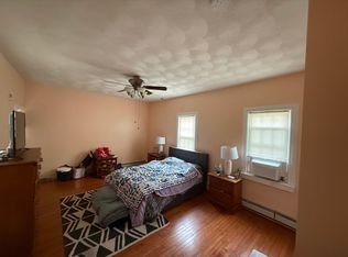 153 Walcott St APT 1, Pawtucket, RI 02860