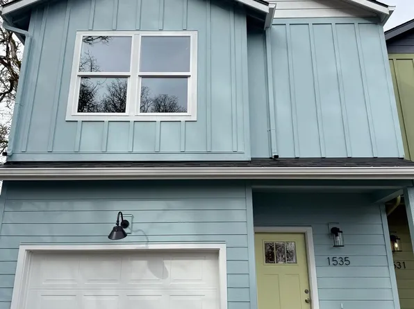 1535 SW 11th Ave, Dallas, OR 97338